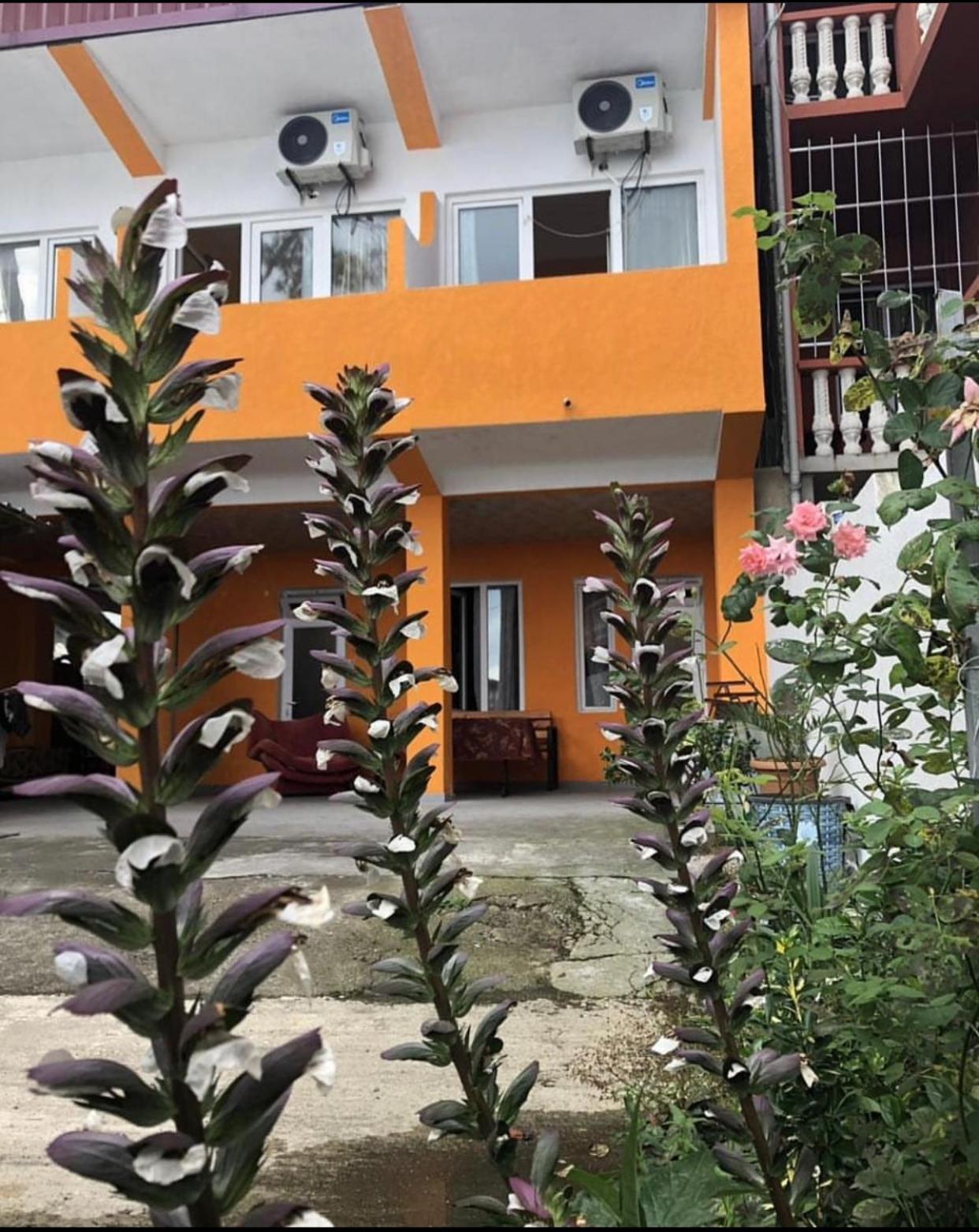 Guest House Orange Кобулети Экстерьер фото